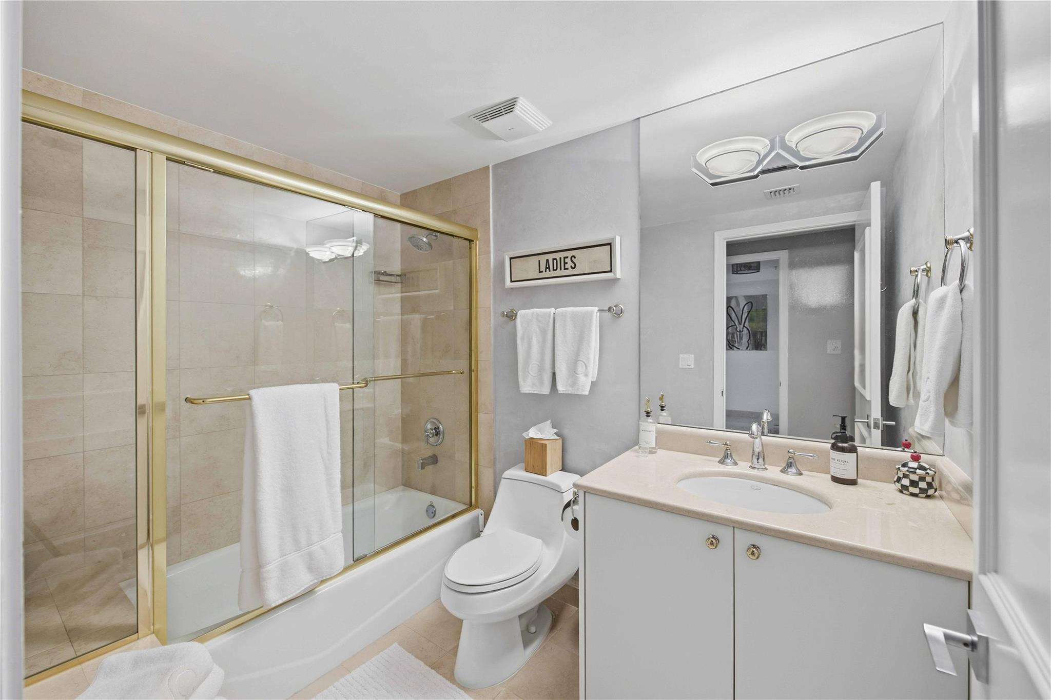 2110 N Ocean #9D, Fort Lauderdale FL 33305