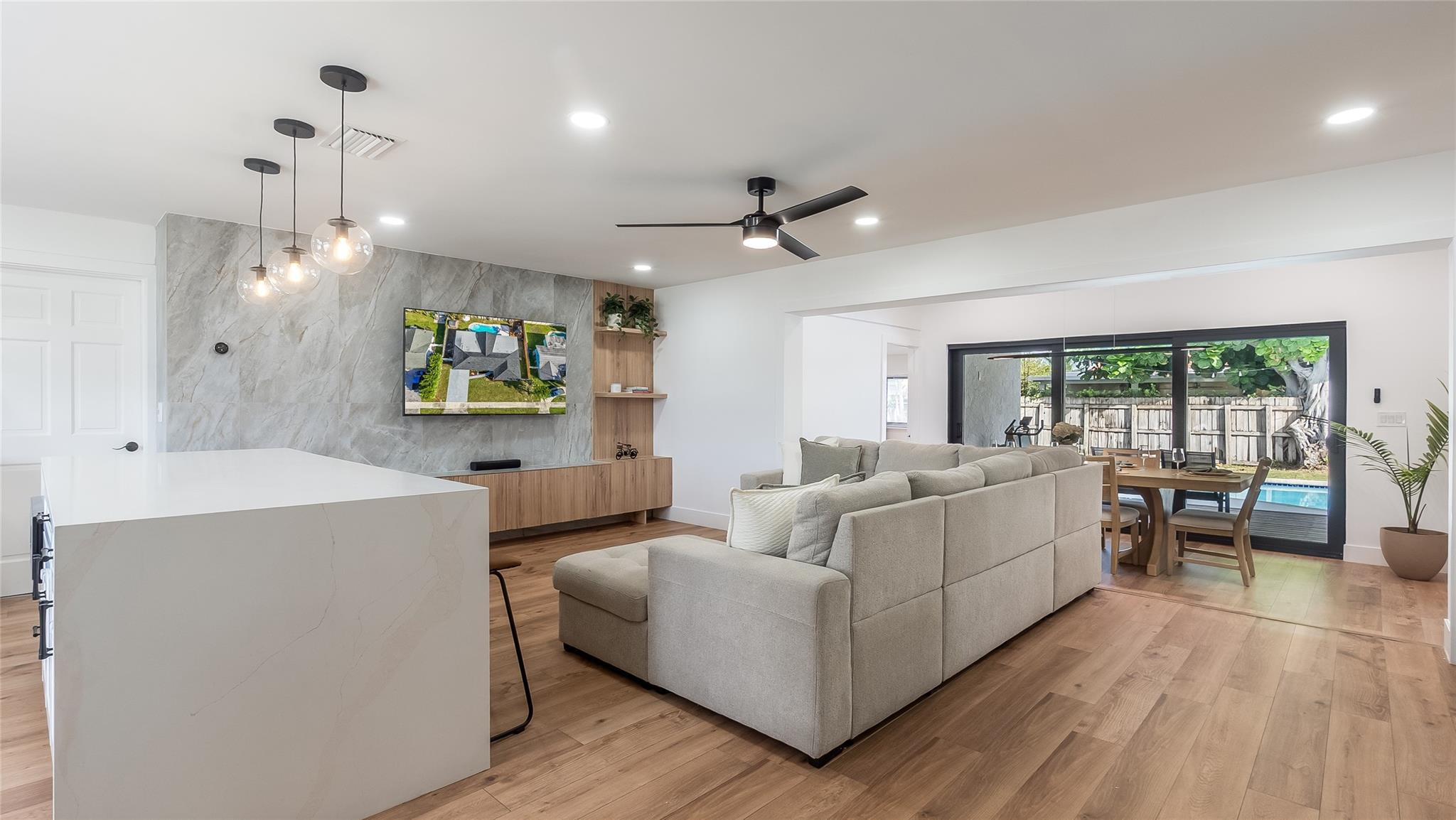 1399 W Camino Real, Boca Raton FL 33486