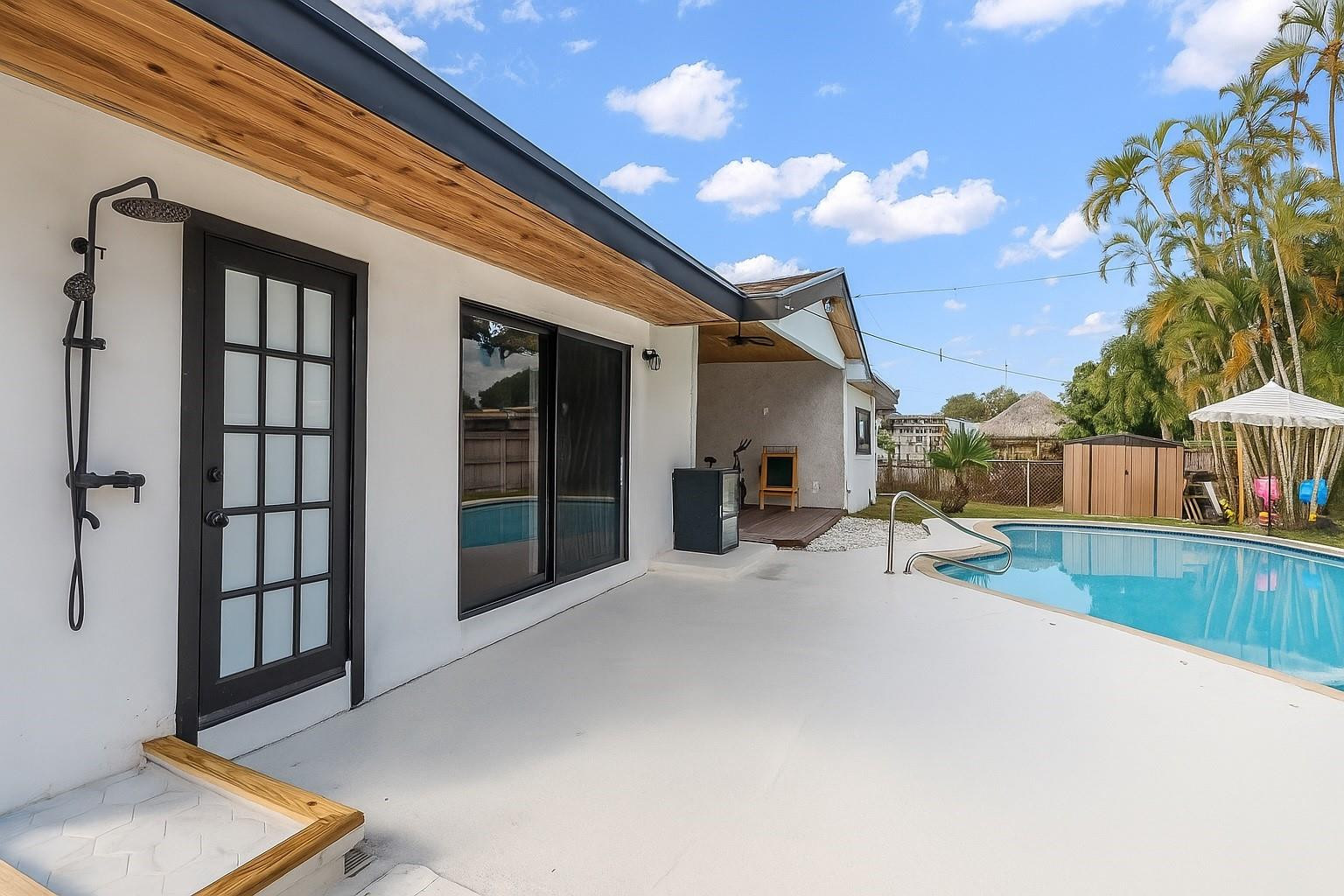 1399 W Camino Real, Boca Raton FL 33486