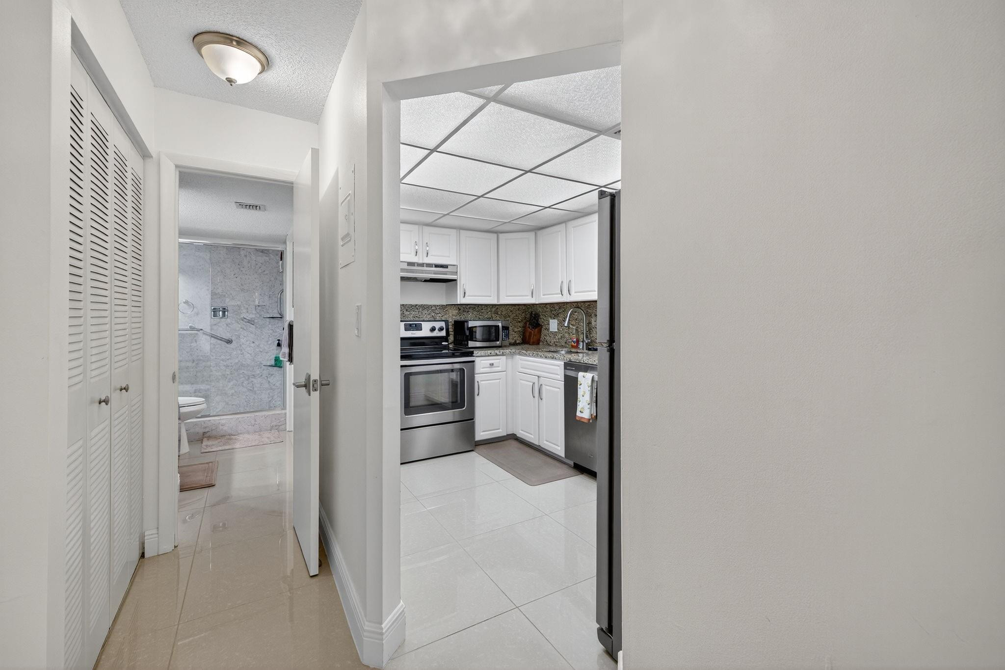 3909 N Ocean #314, Fort Lauderdale FL 33308