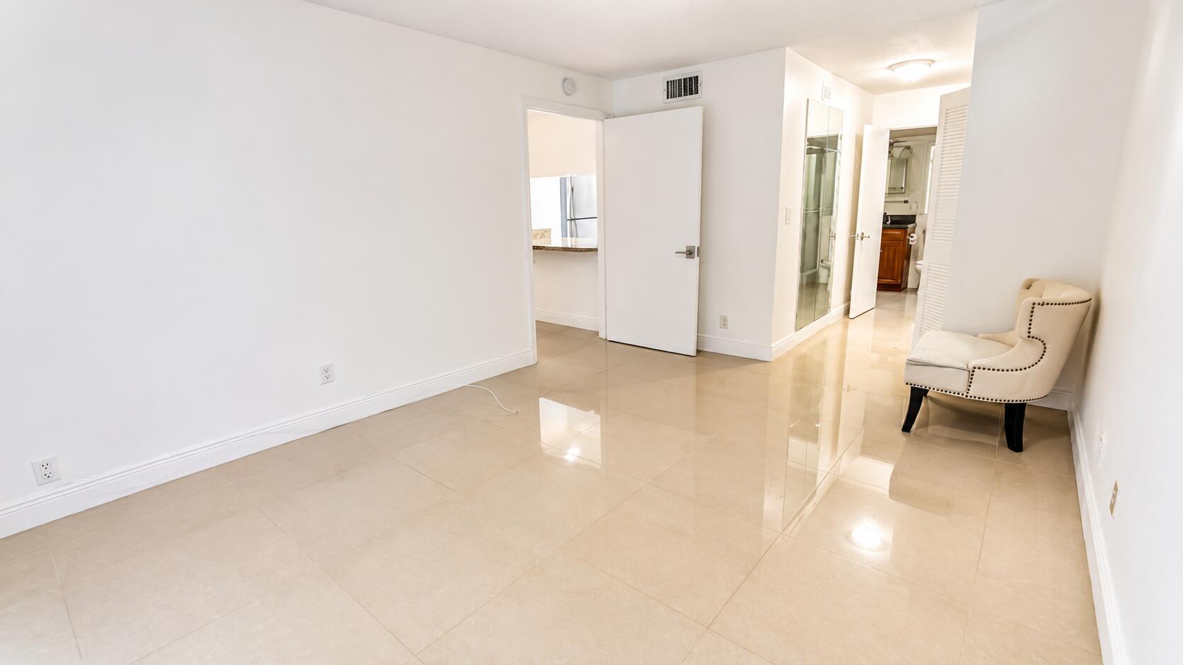 3909 N Ocean #314, Fort Lauderdale FL 33308