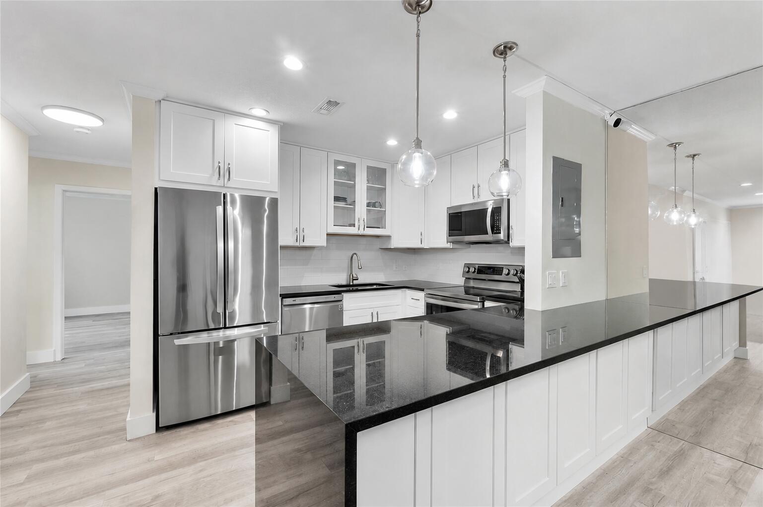6205 Bay Club #3, Fort Lauderdale FL 33308