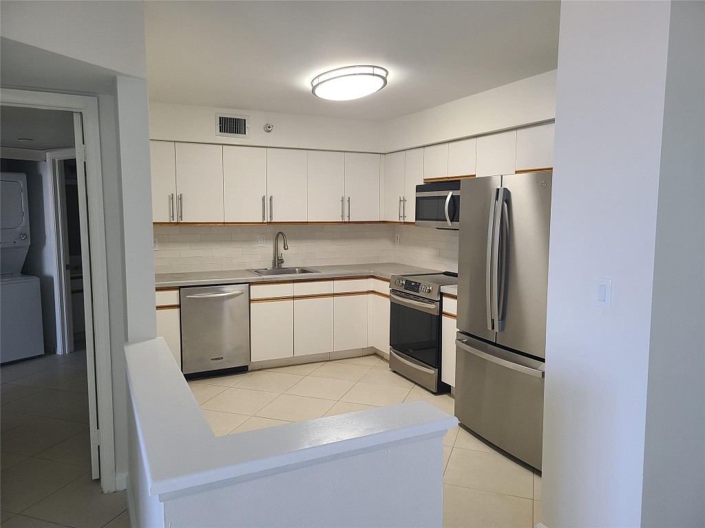 3530 Mystic Pointe #2707, Aventura FL 33180