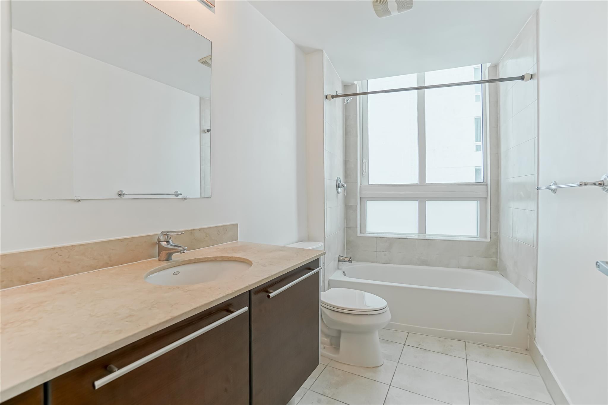 1900 N Bayshore Dr #1710, Miami FL 33132