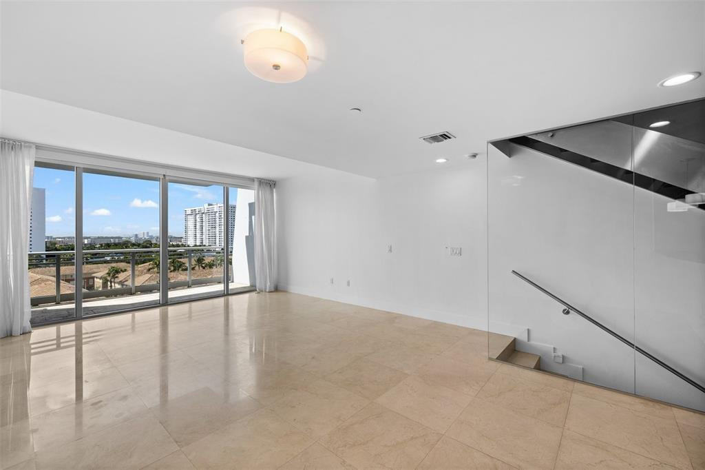 2950 NE 188th #510, Aventura FL 33180
