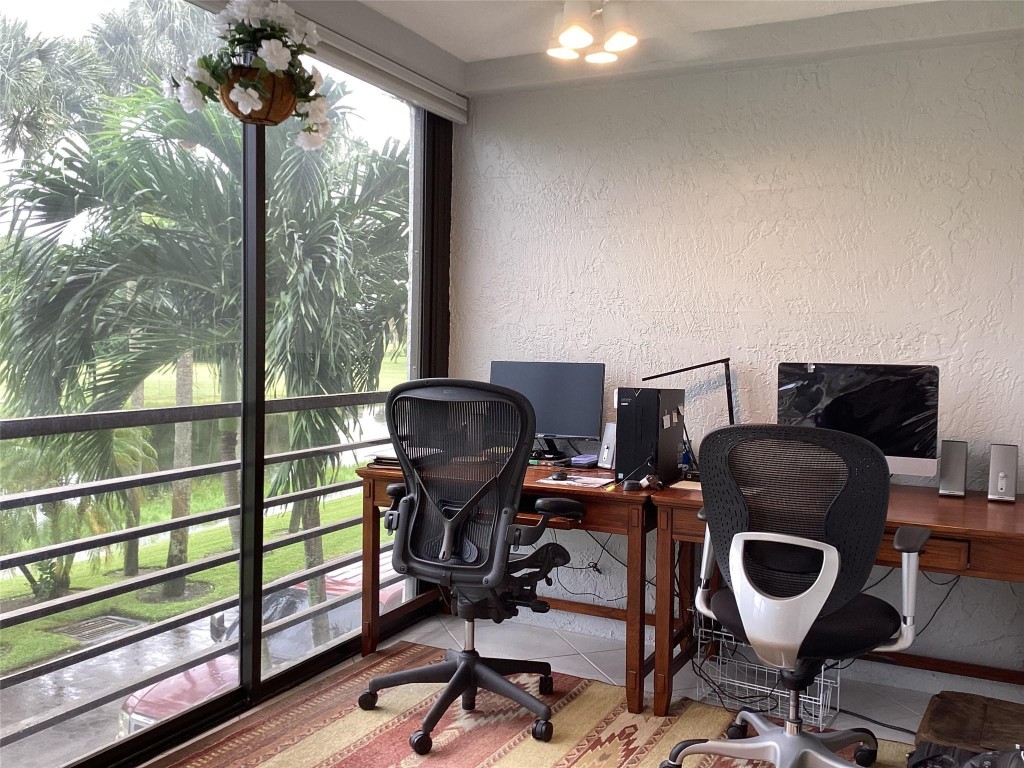 7567 Imperial #201, Boca Raton FL 33433