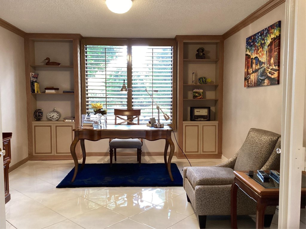 7567 Imperial #201, Boca Raton FL 33433