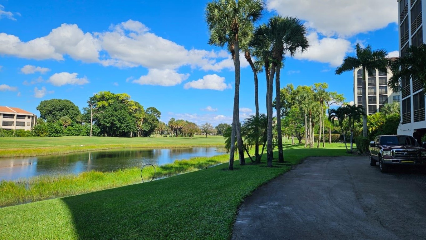7567 Imperial #201, Boca Raton FL 33433