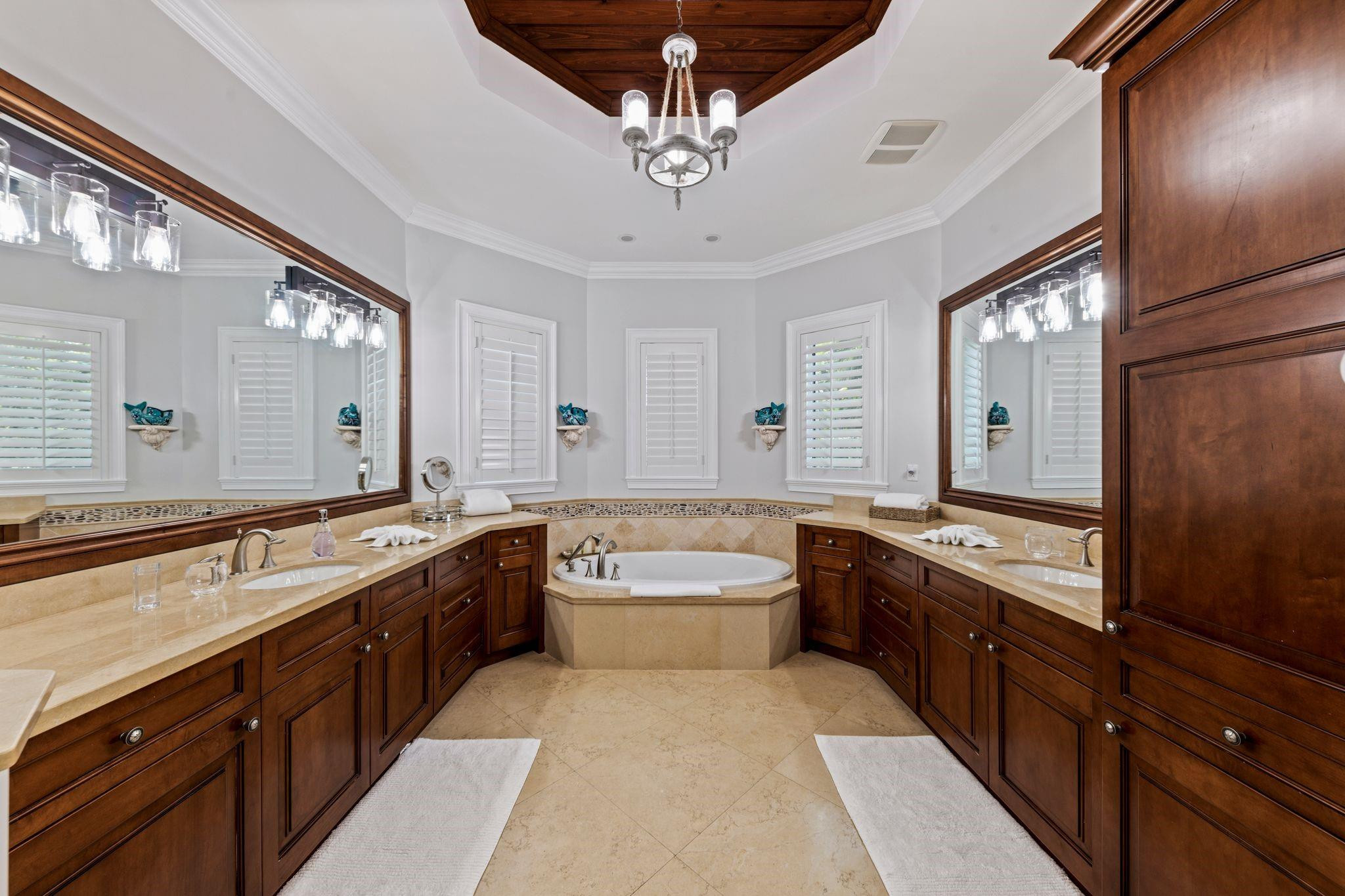 3029 N Atlantic, Fort Lauderdale FL 33308