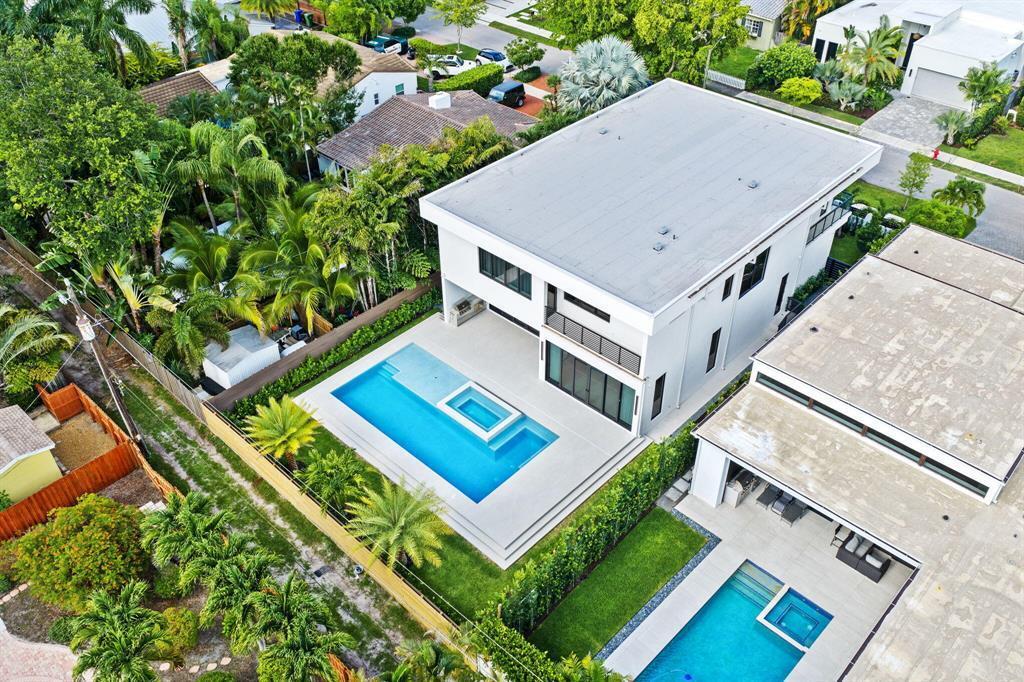 607 NE 17th, Fort Lauderdale FL 33304
