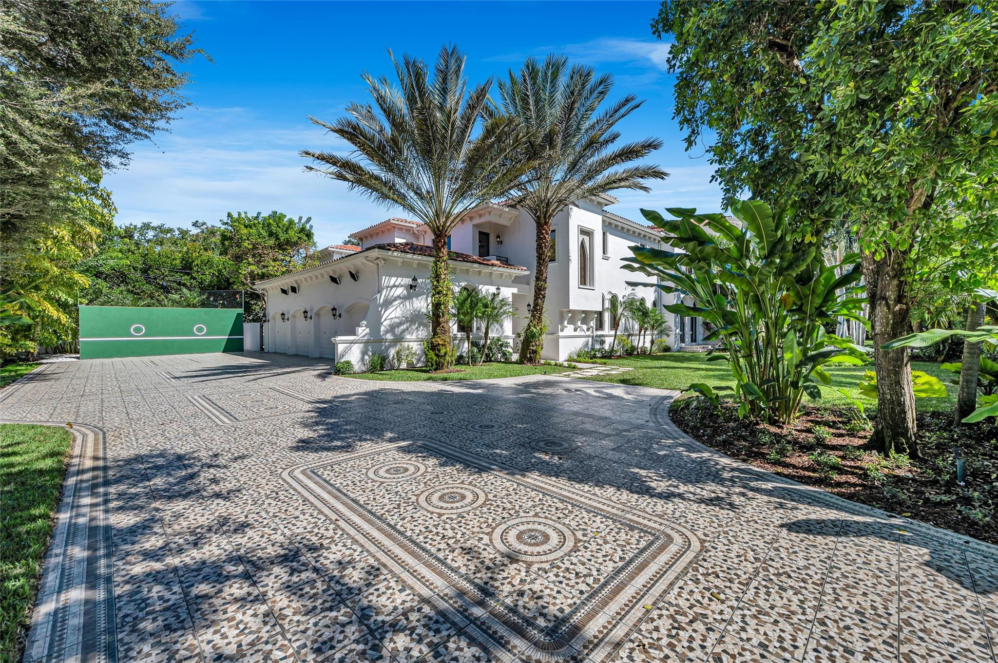 4955 SW 83rd, Miami FL 33143