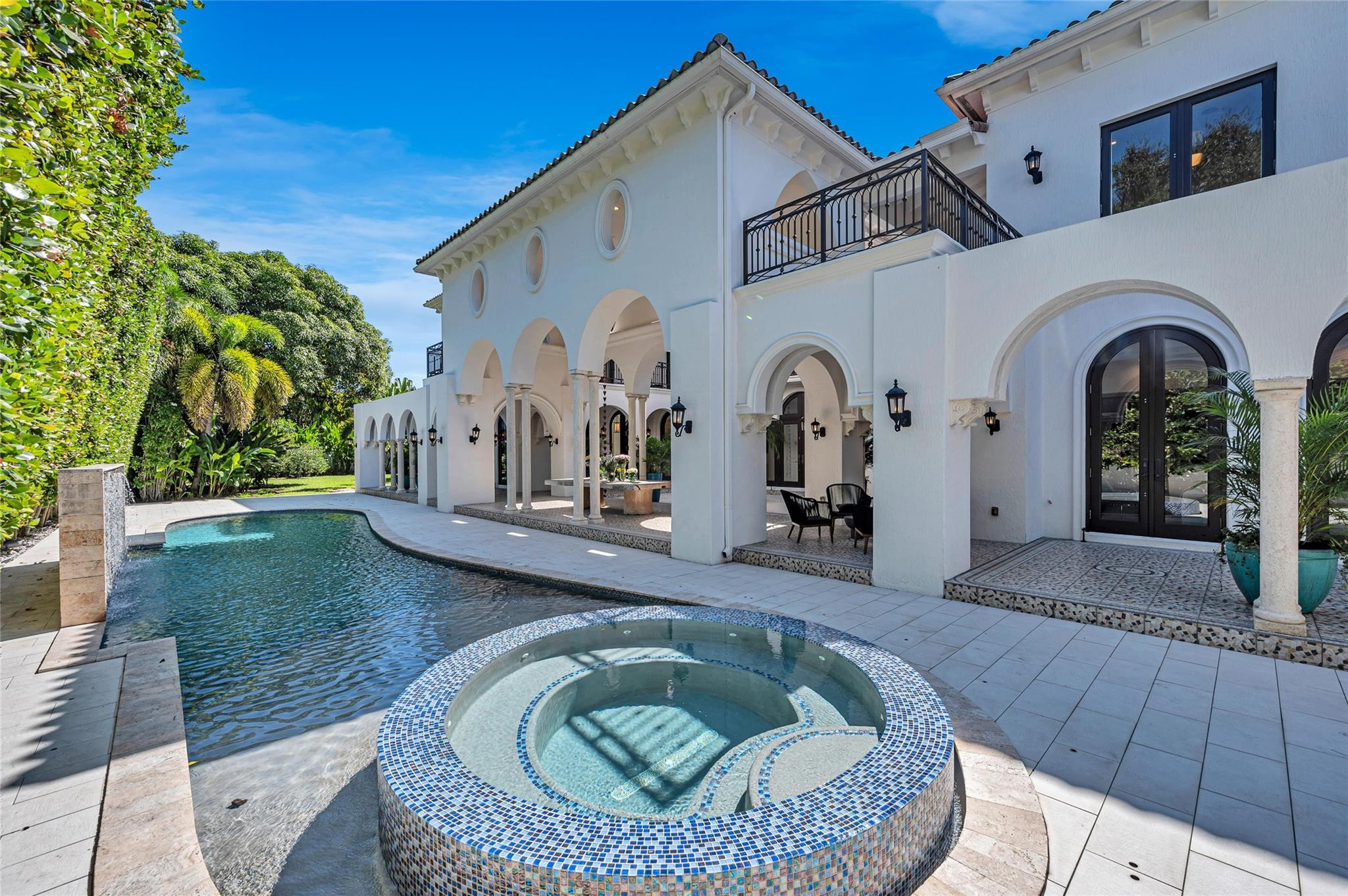 4955 SW 83rd, Miami FL 33143