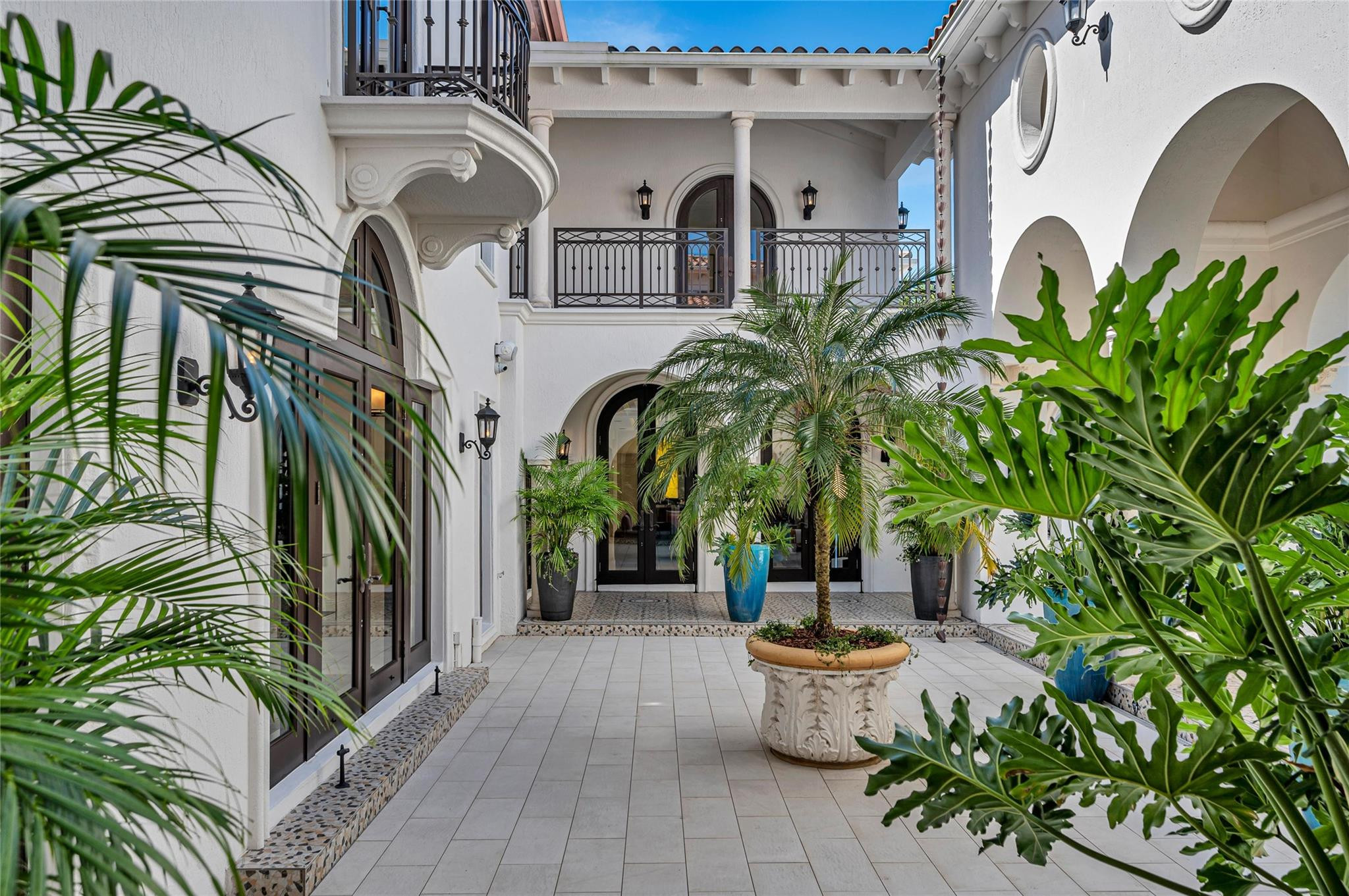 4955 SW 83rd, Miami FL 33143
