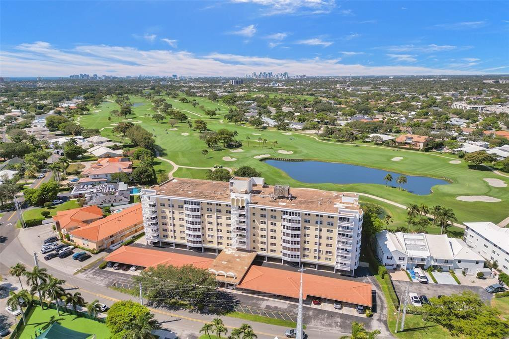 2500 NE 48 #403, Fort Lauderdale FL 33308