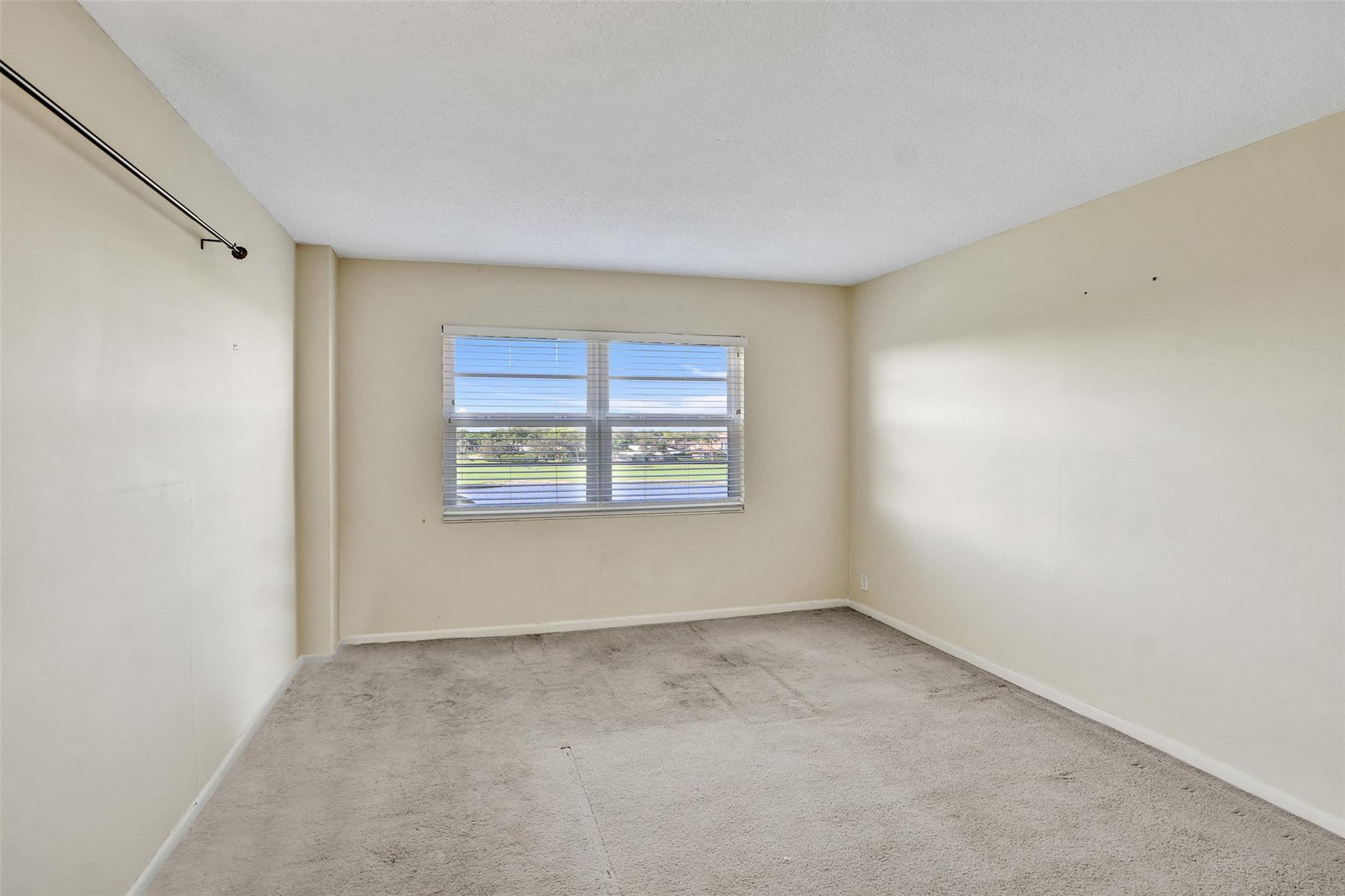 2500 NE 48 #403, Fort Lauderdale FL 33308