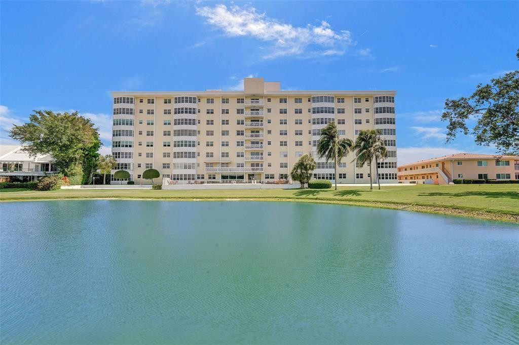 2500 NE 48 #403, Fort Lauderdale FL 33308