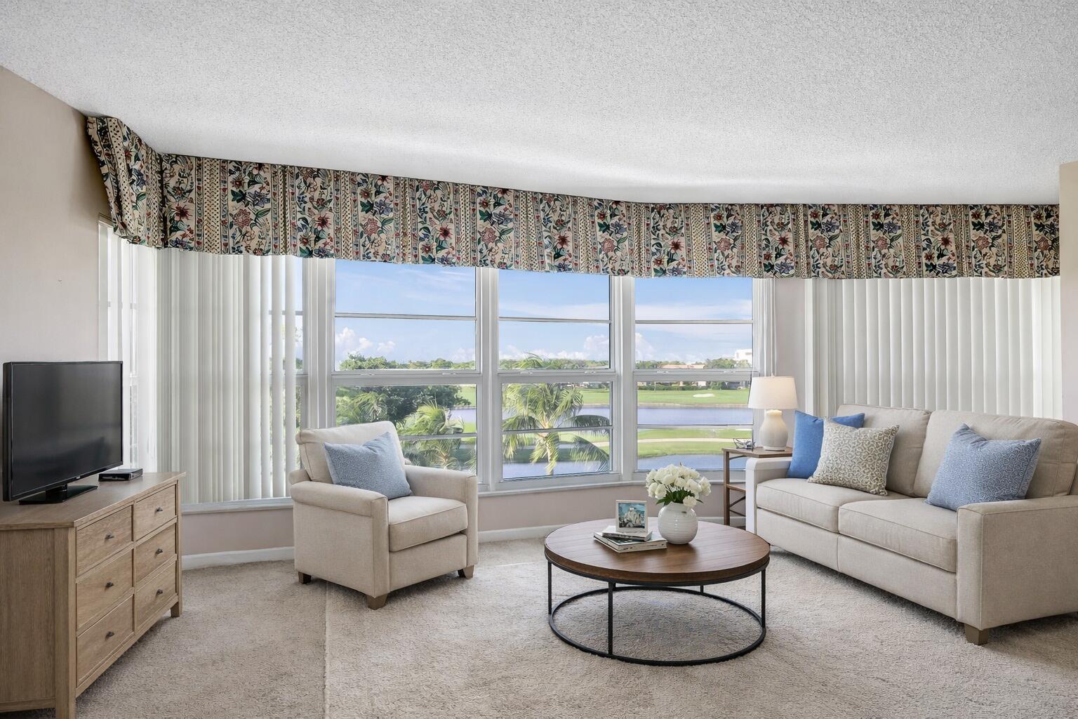 2500 NE 48 #403, Fort Lauderdale FL 33308