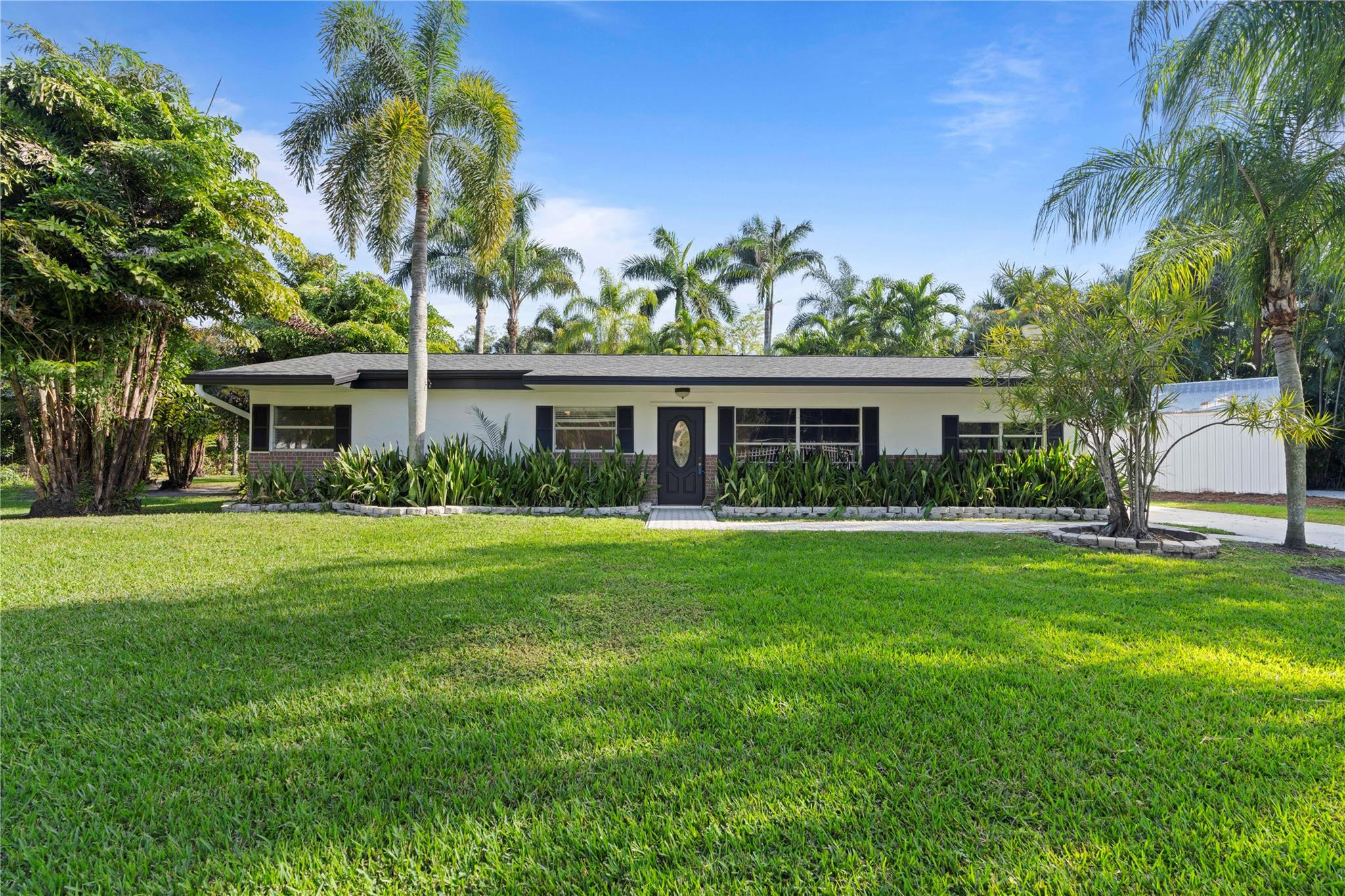 16900 SW 62nd, Southwest Ranches FL 33331