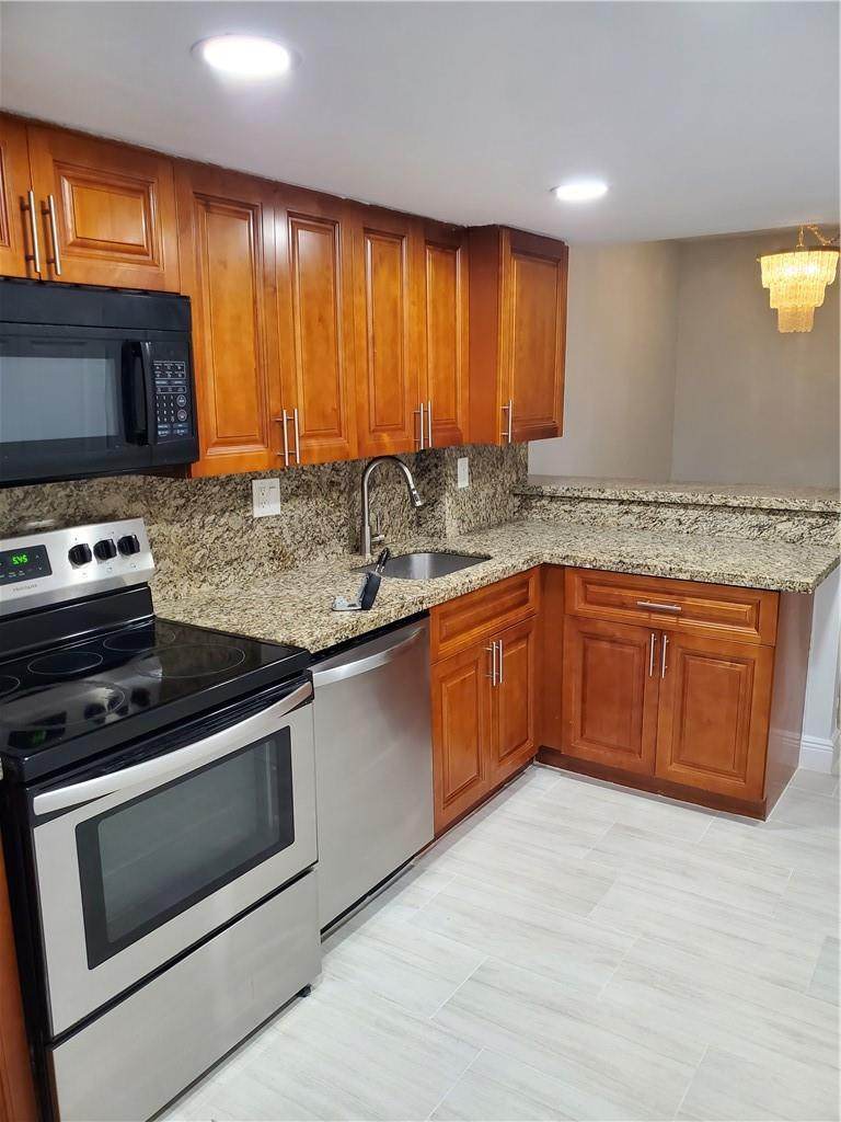 2743 NW 47th #604, Lauderdale Lakes FL 33313
