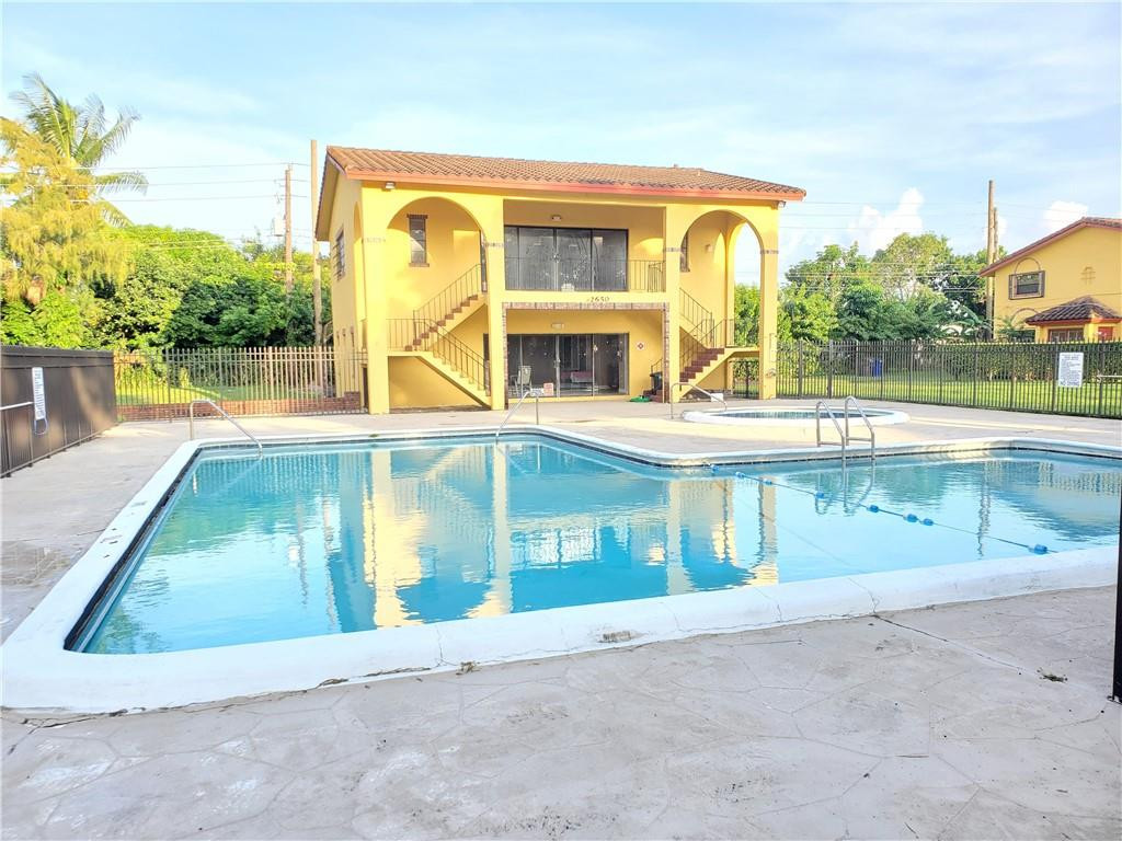 2743 NW 47th #604, Lauderdale Lakes FL 33313