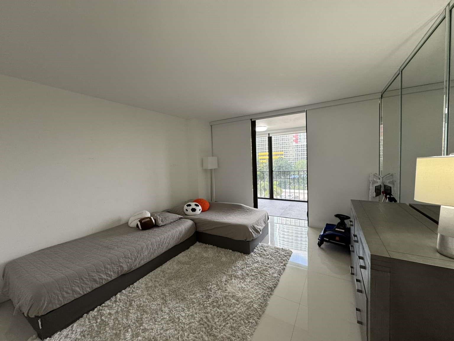 1915 Brickell Ave #C712, Miami FL 33129