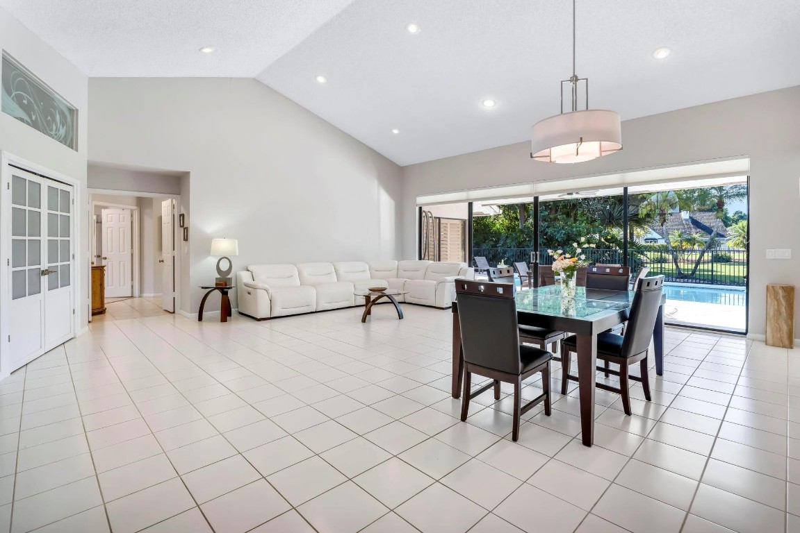 10180 Silver Lake, Boca Raton FL 33428