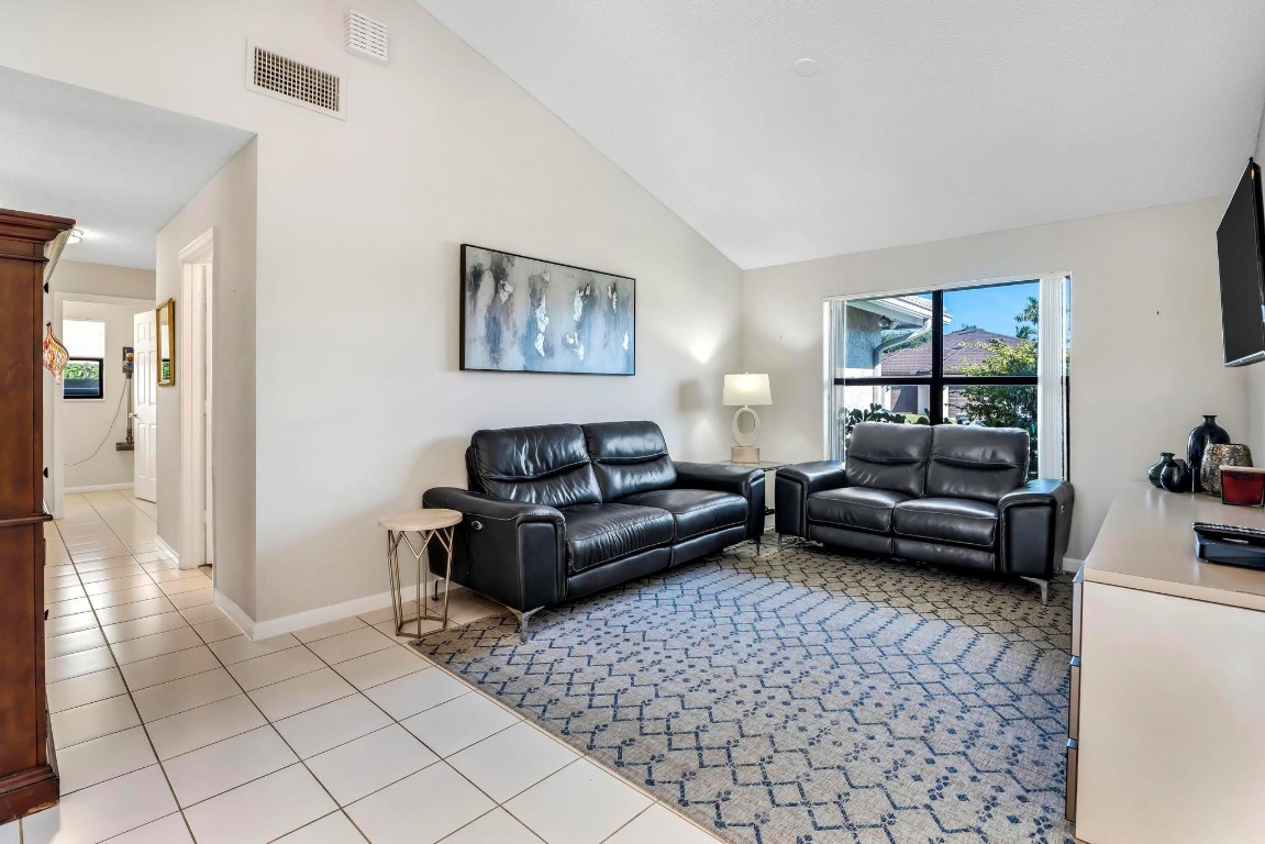 10180 Silver Lake, Boca Raton FL 33428
