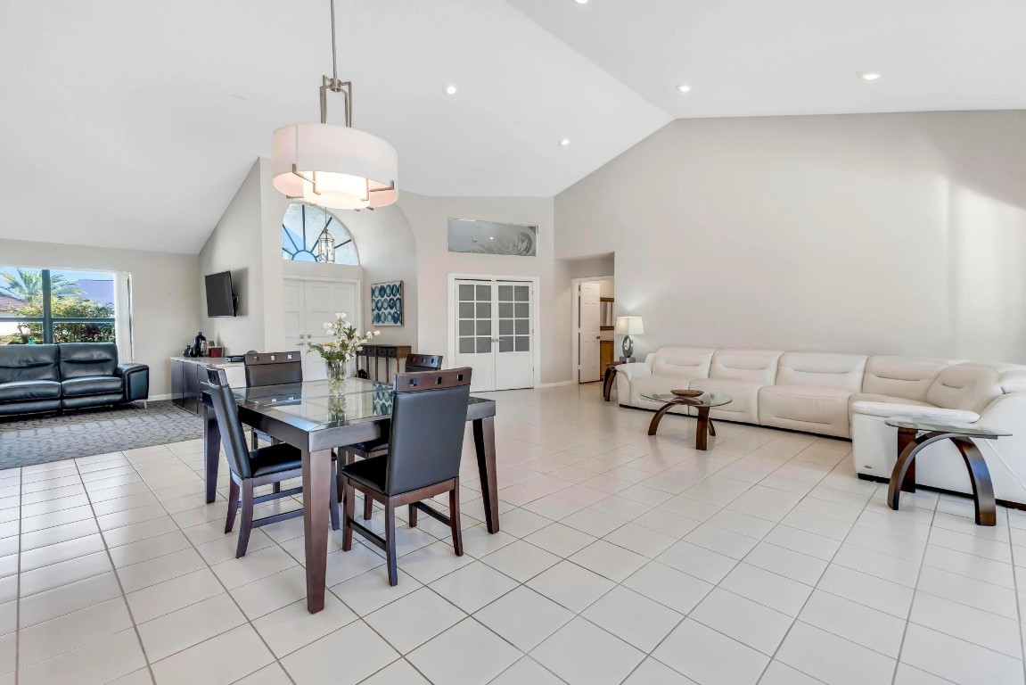 10180 Silver Lake, Boca Raton FL 33428