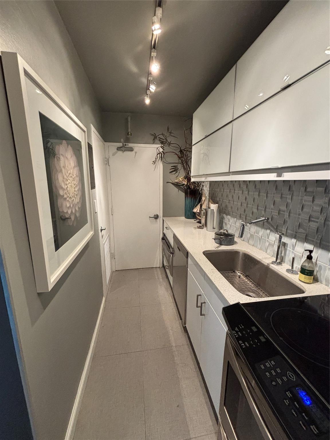 1200 West Ave #1128, Miami Beach FL 33139