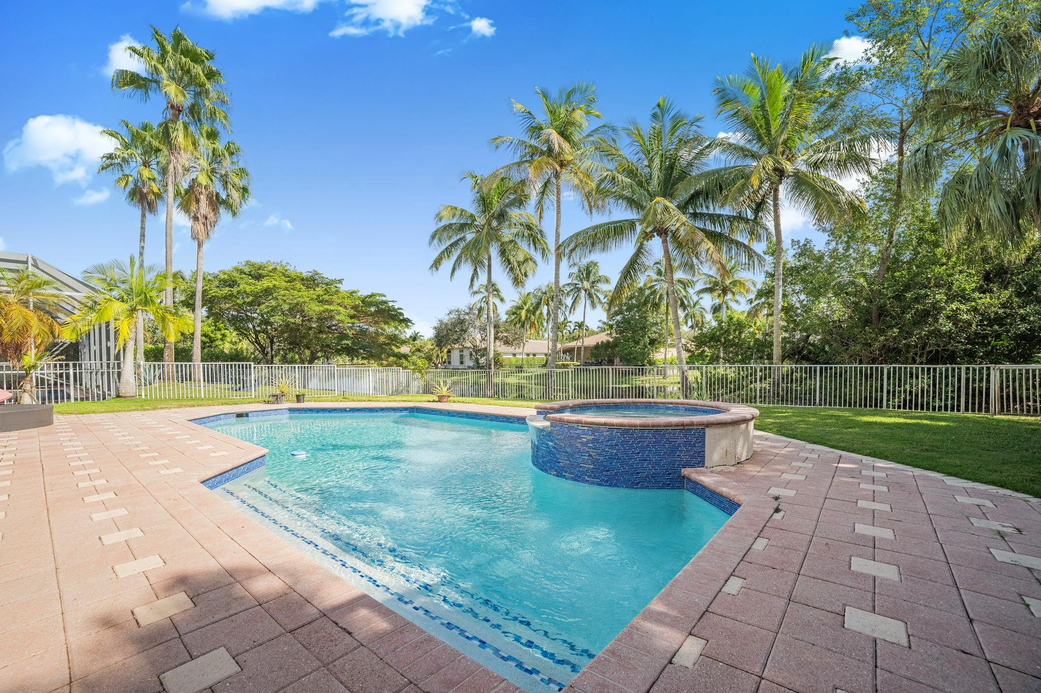 12480 NW 62nd, Coral Springs FL 33076