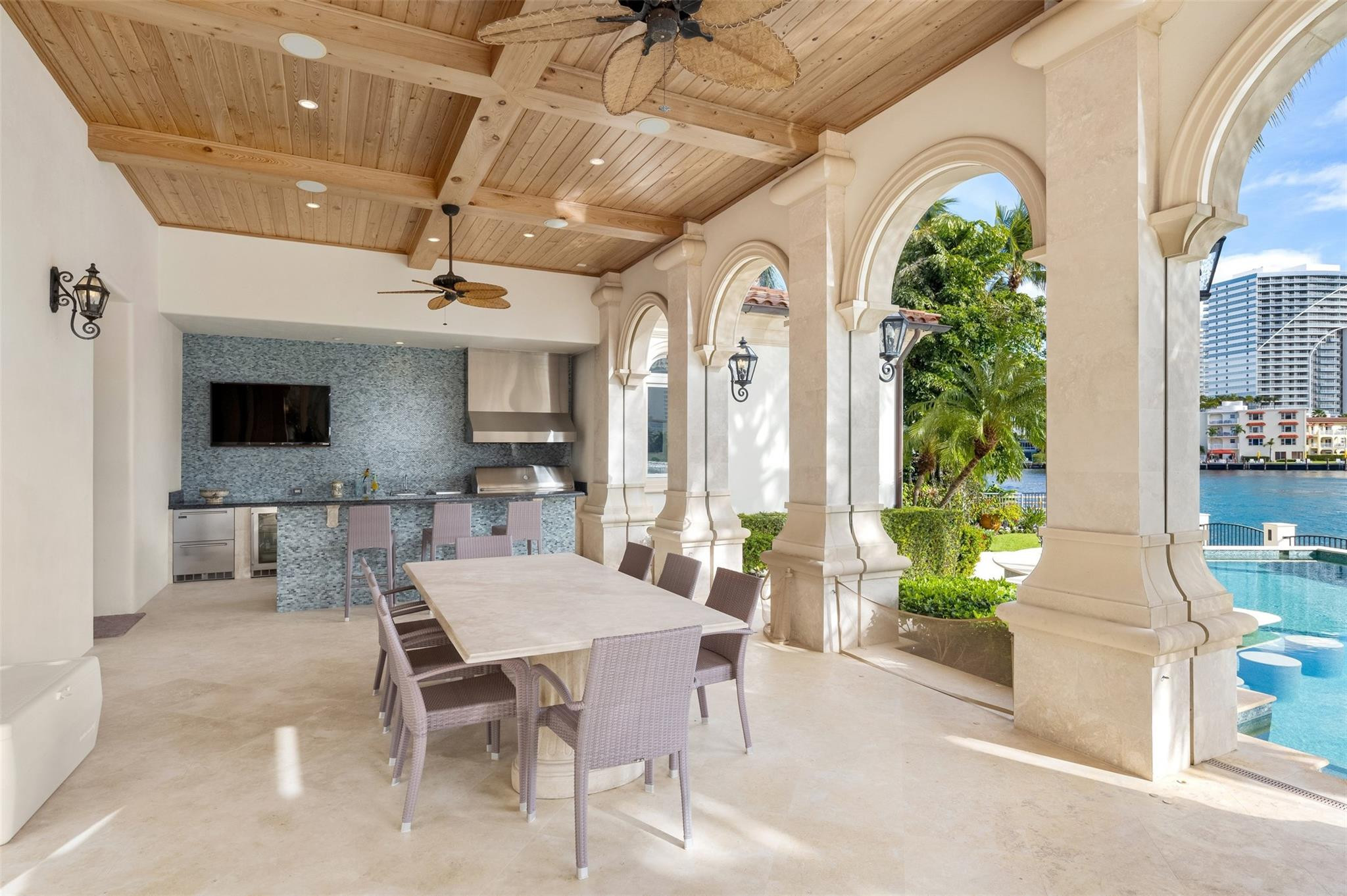 2716 Aqua Vista, Fort Lauderdale FL 33301