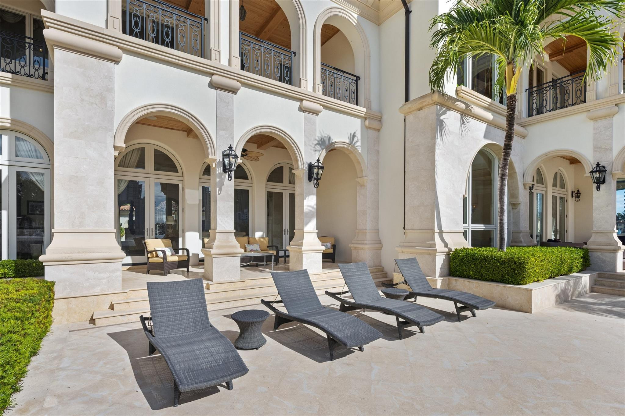 2716 Aqua Vista, Fort Lauderdale FL 33301