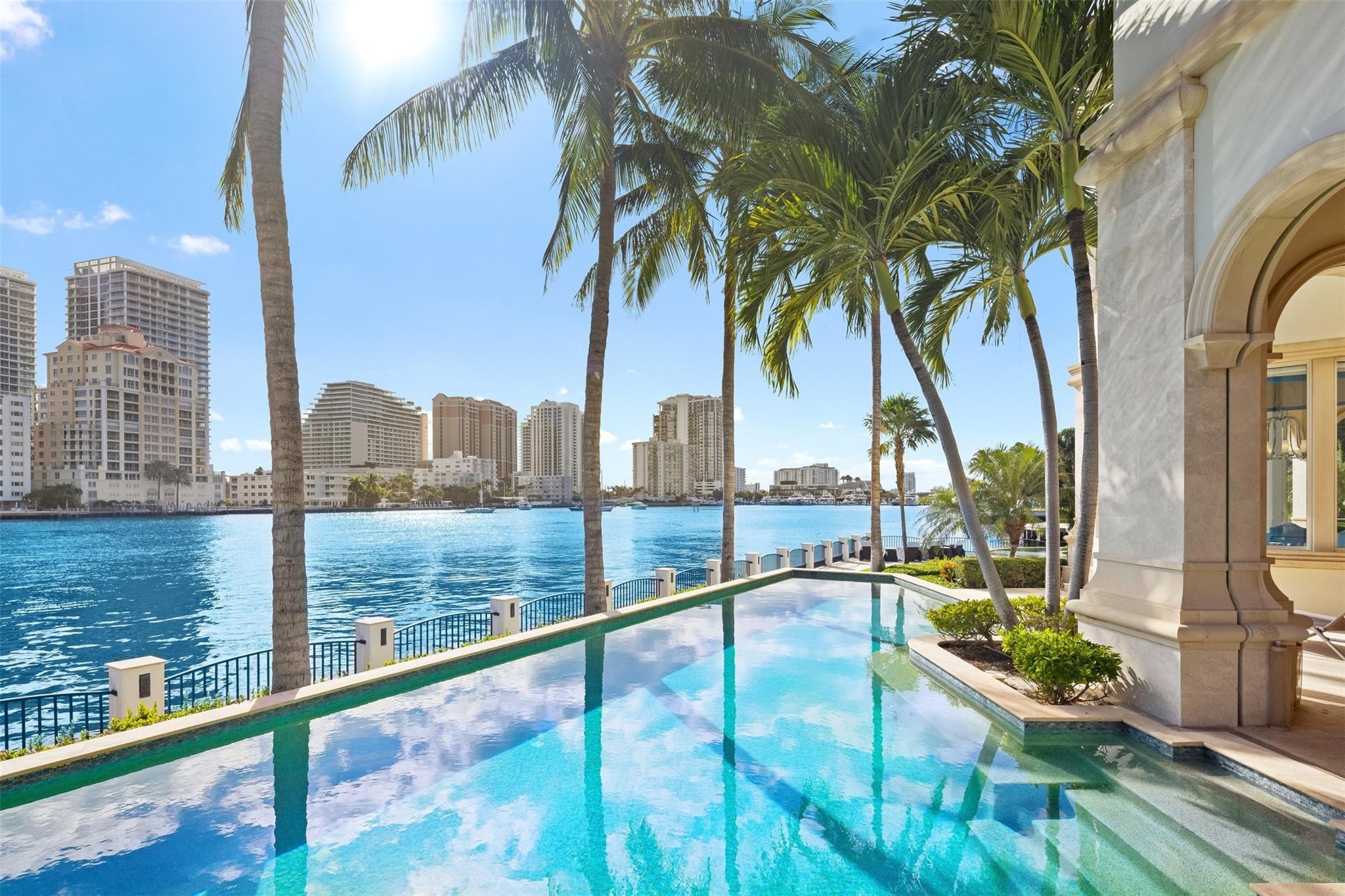 2716 Aqua Vista, Fort Lauderdale FL 33301