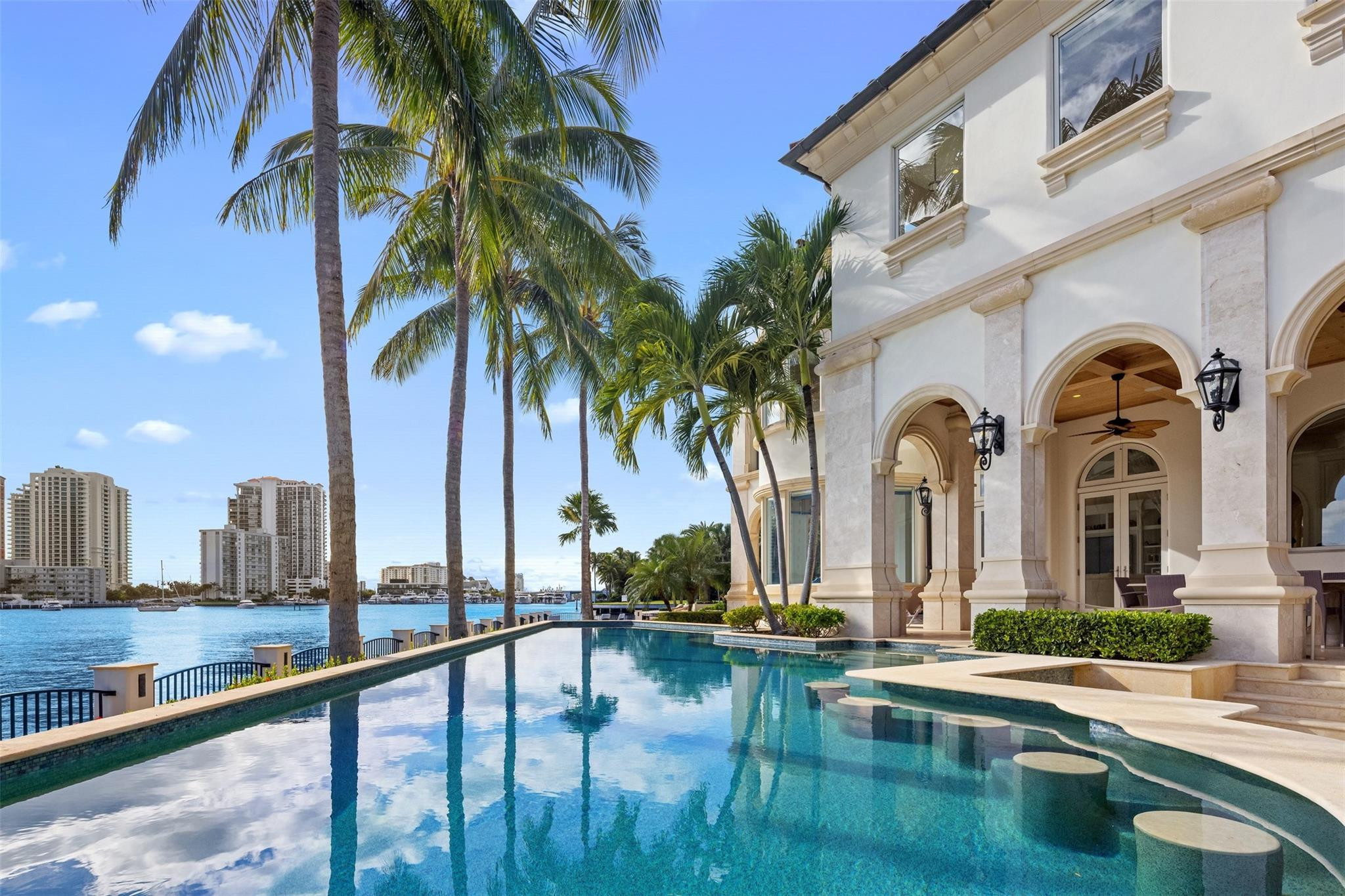 2716 Aqua Vista, Fort Lauderdale FL 33301