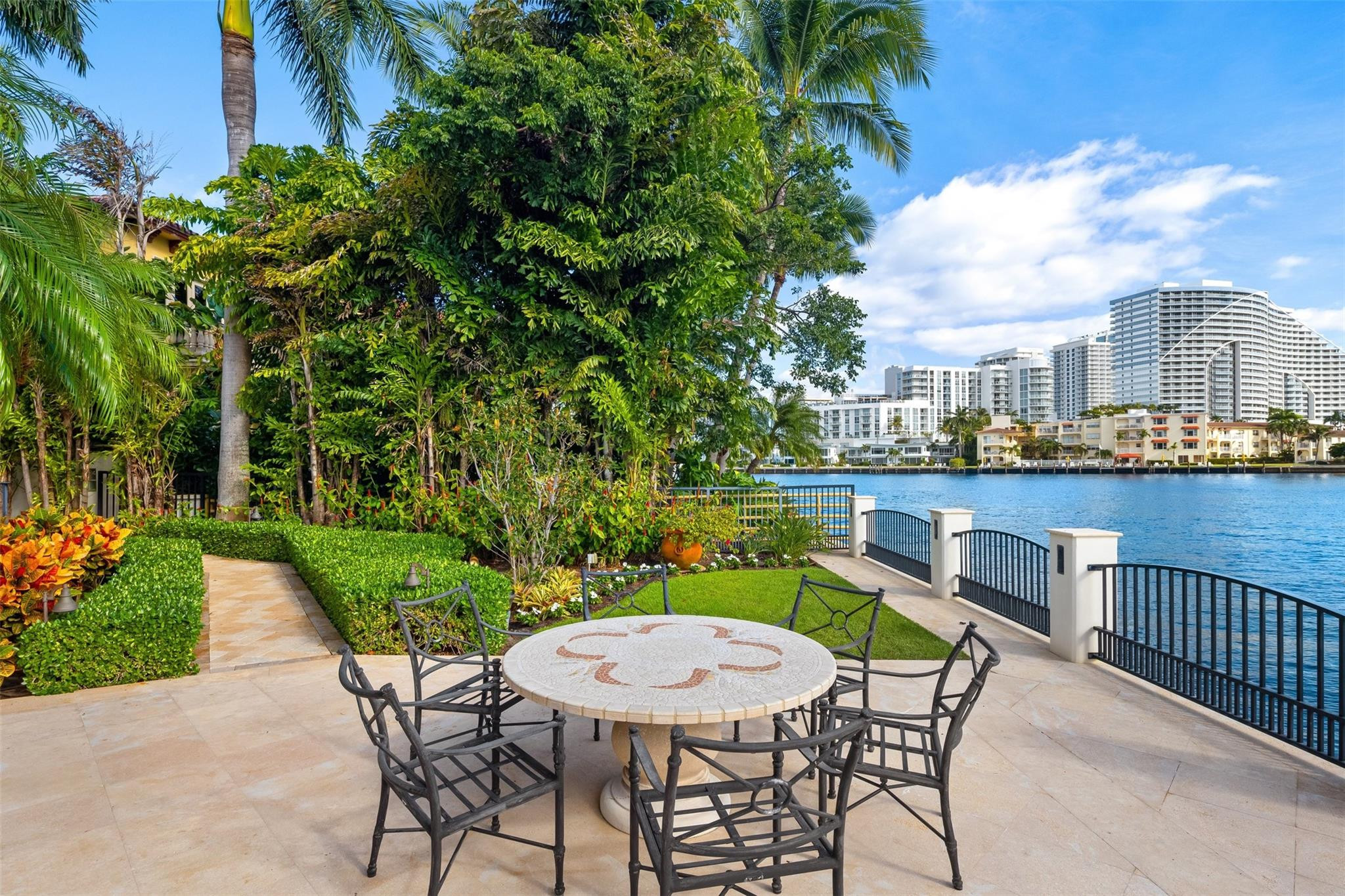 2716 Aqua Vista, Fort Lauderdale FL 33301
