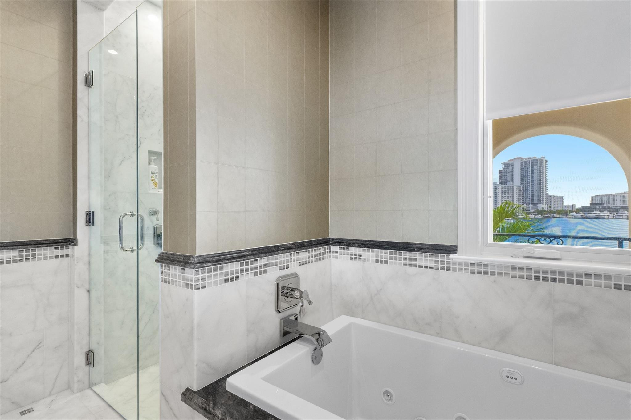 2716 Aqua Vista, Fort Lauderdale FL 33301