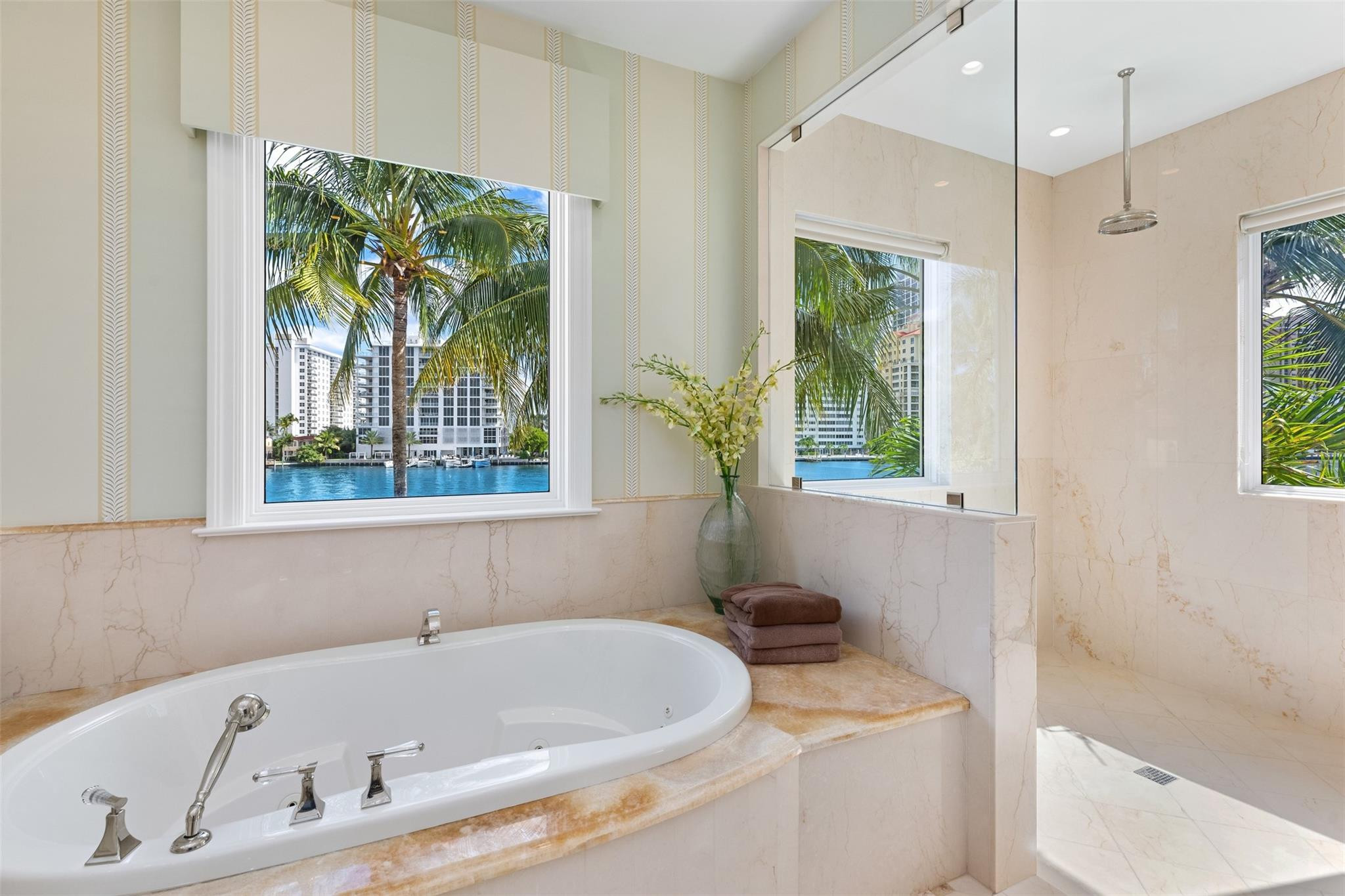 2716 Aqua Vista, Fort Lauderdale FL 33301