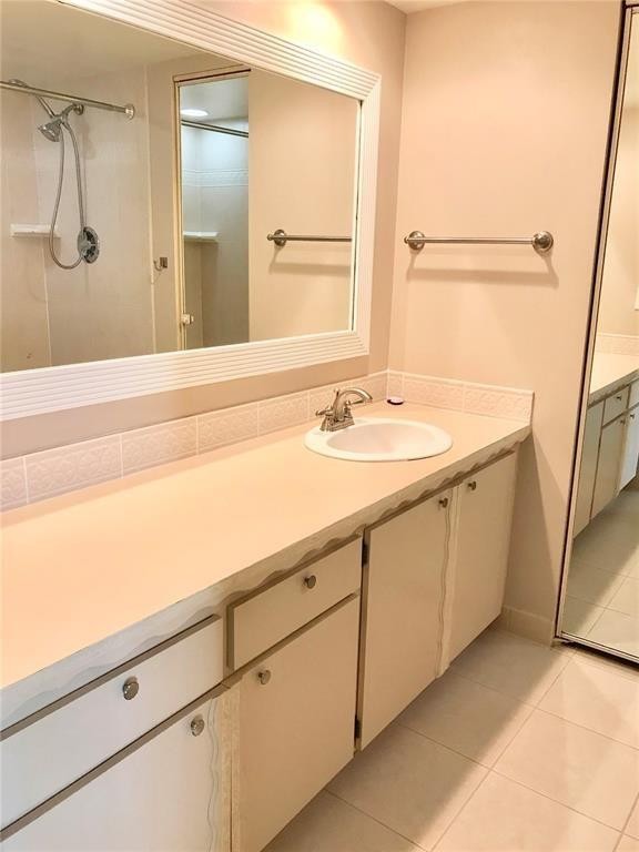 714 7th, Palm Beach Gardens FL 33410