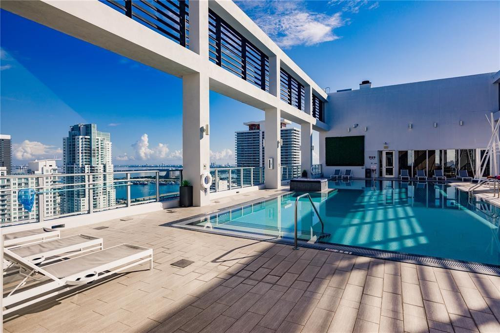 151 SE 1st #608, Miami FL 33131