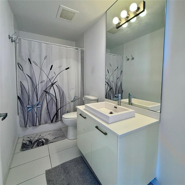 151 SE 1st #608, Miami FL 33131