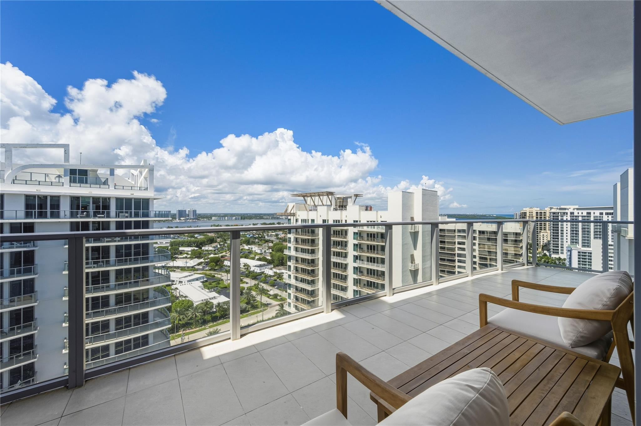 3100 N Ocean #HPH6, West Palm Beach FL 33404
