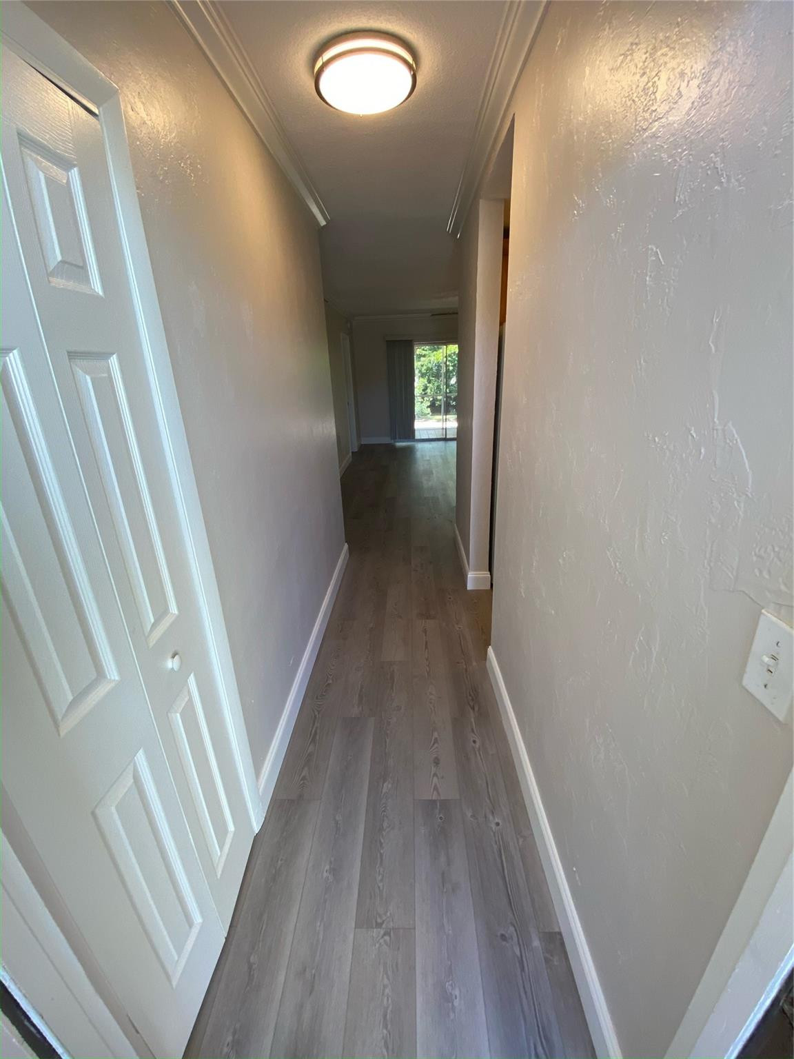 1400 NE 57th #104, Fort Lauderdale FL 33334