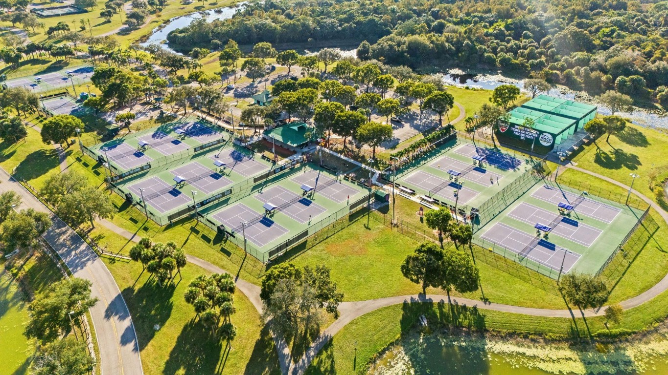 10658 Saint Thomas, Boca Raton FL 33498