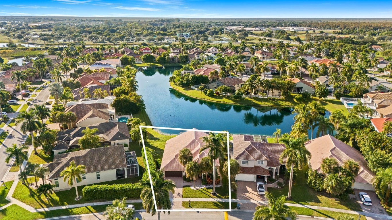 10658 Saint Thomas, Boca Raton FL 33498