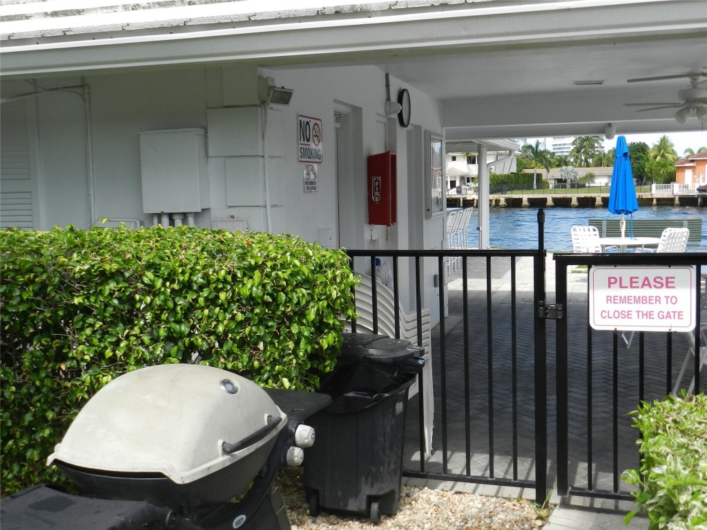 6307 Bay Club #2, Fort Lauderdale FL 33308