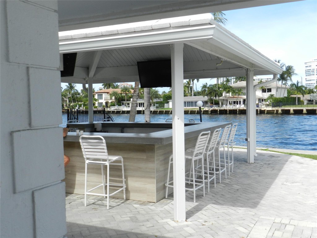 6307 Bay Club #2, Fort Lauderdale FL 33308