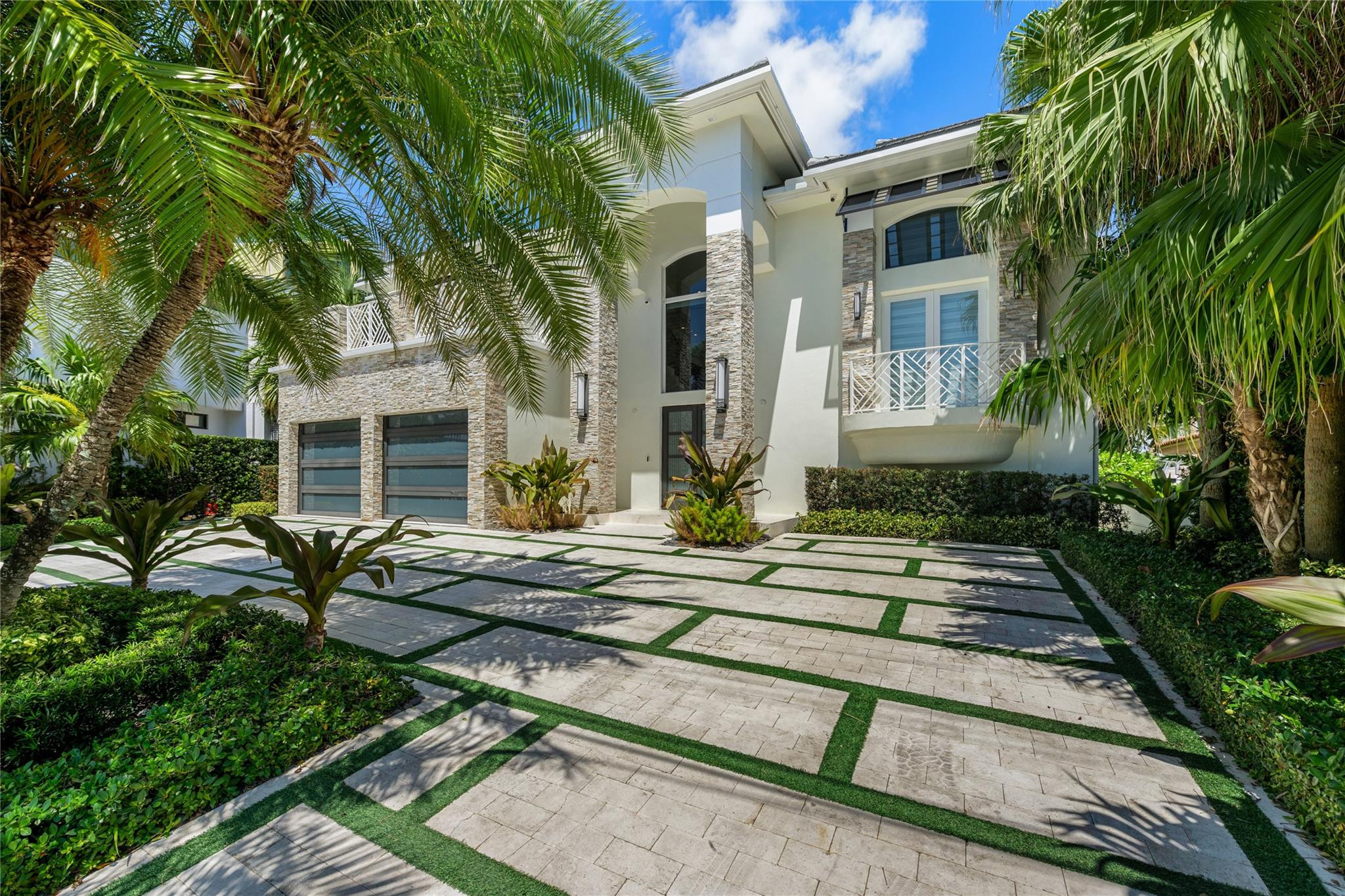 2307 N Riverside, Pompano Beach FL 33062