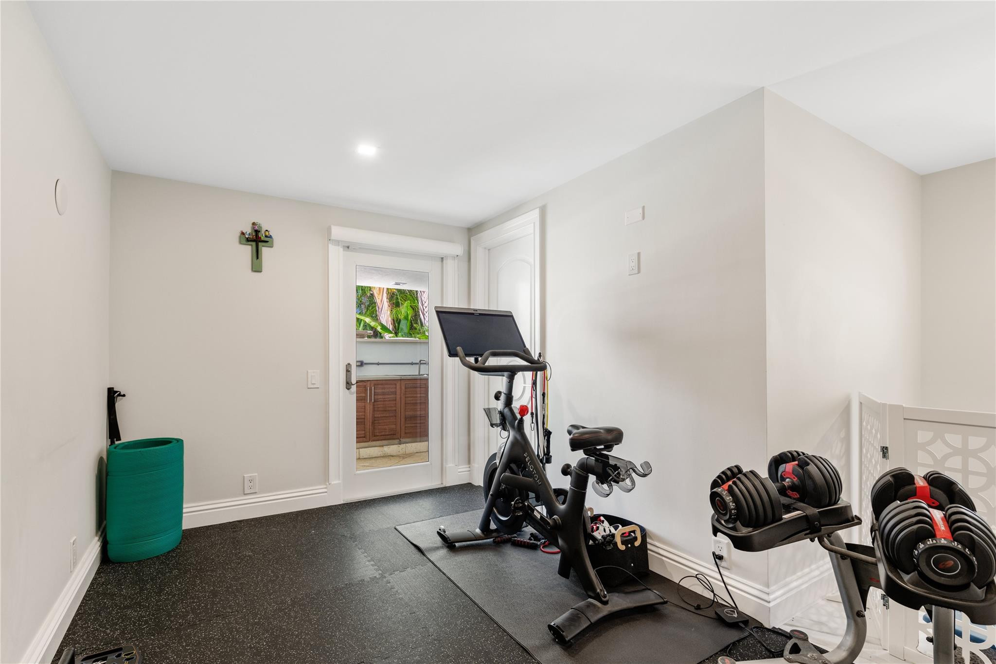 2307 N Riverside, Pompano Beach FL 33062