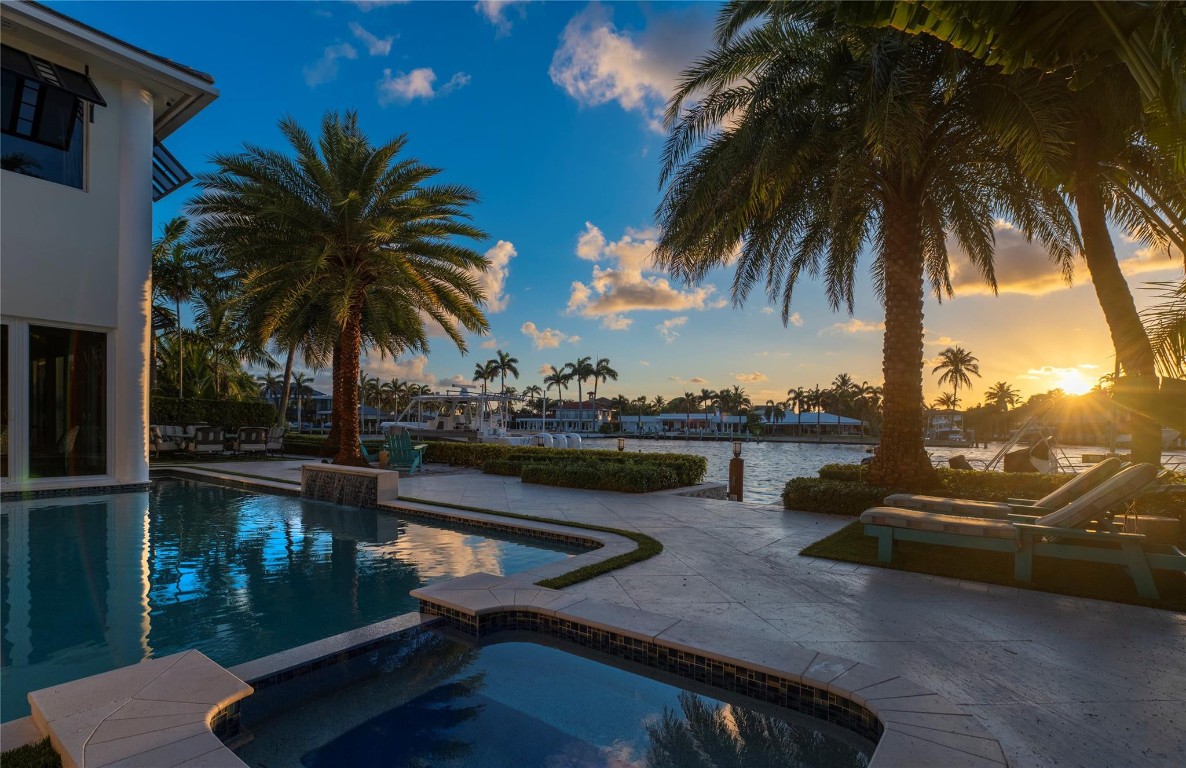 2307 N Riverside, Pompano Beach FL 33062