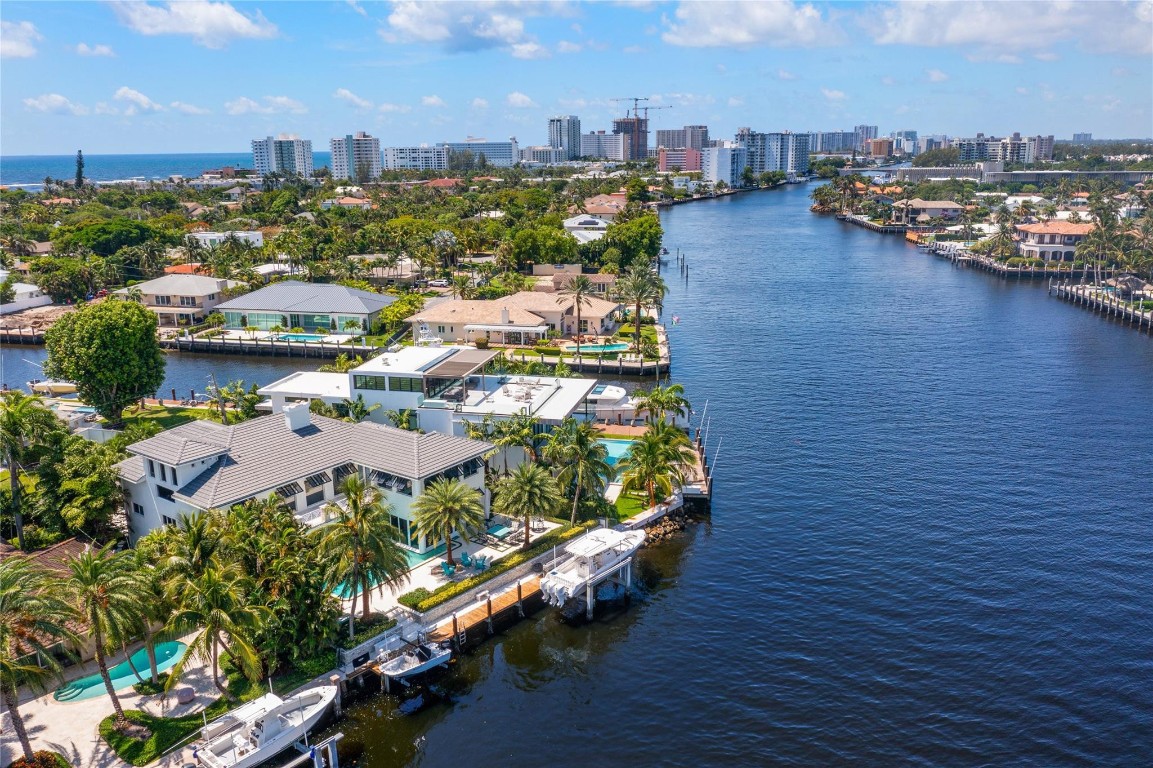 2307 N Riverside, Pompano Beach FL 33062